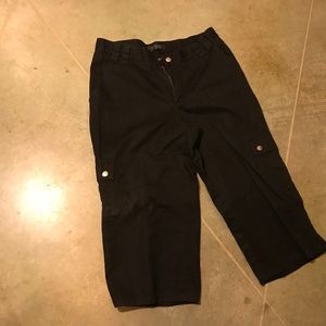 Riveted by Lee Sz 10 Black Capris